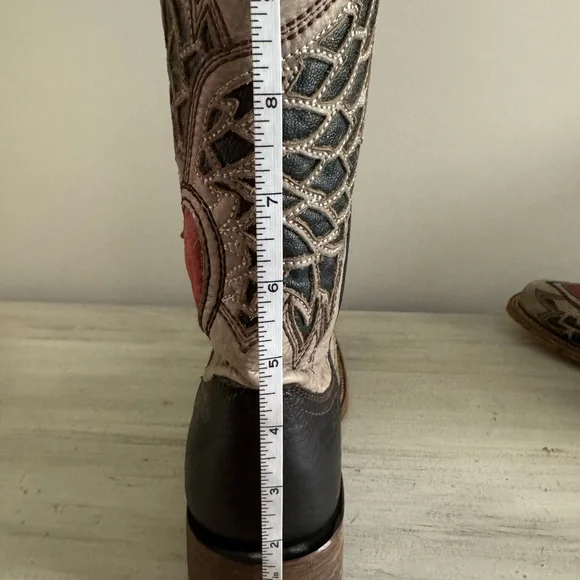 Rare Corral Vintage Heart & Wings square toe cowgirl boot | sz 7 - Picture 11 of 12